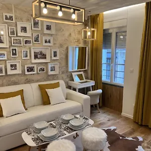 Appartement & Canal -, Parijs