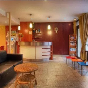 2* Hotel De Opera