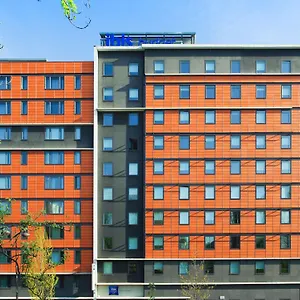 Ibis Budget Porte De La Chapelle - Arena Párizs