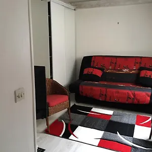 Апартаменты Cosy Holidays, Париж