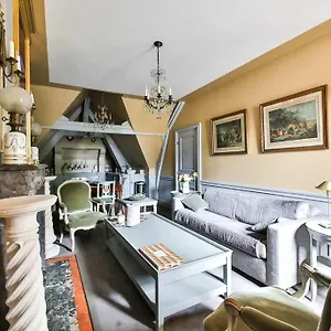 Appartement Parc Royal, Parijs